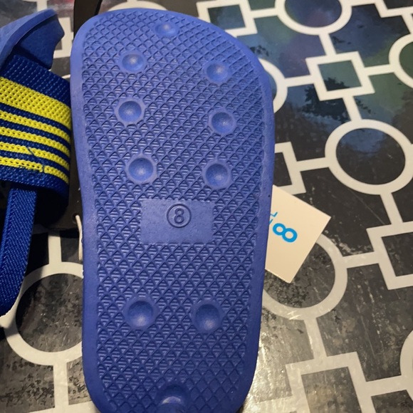 Kidgets boys size 8 - Picture 4 of 4